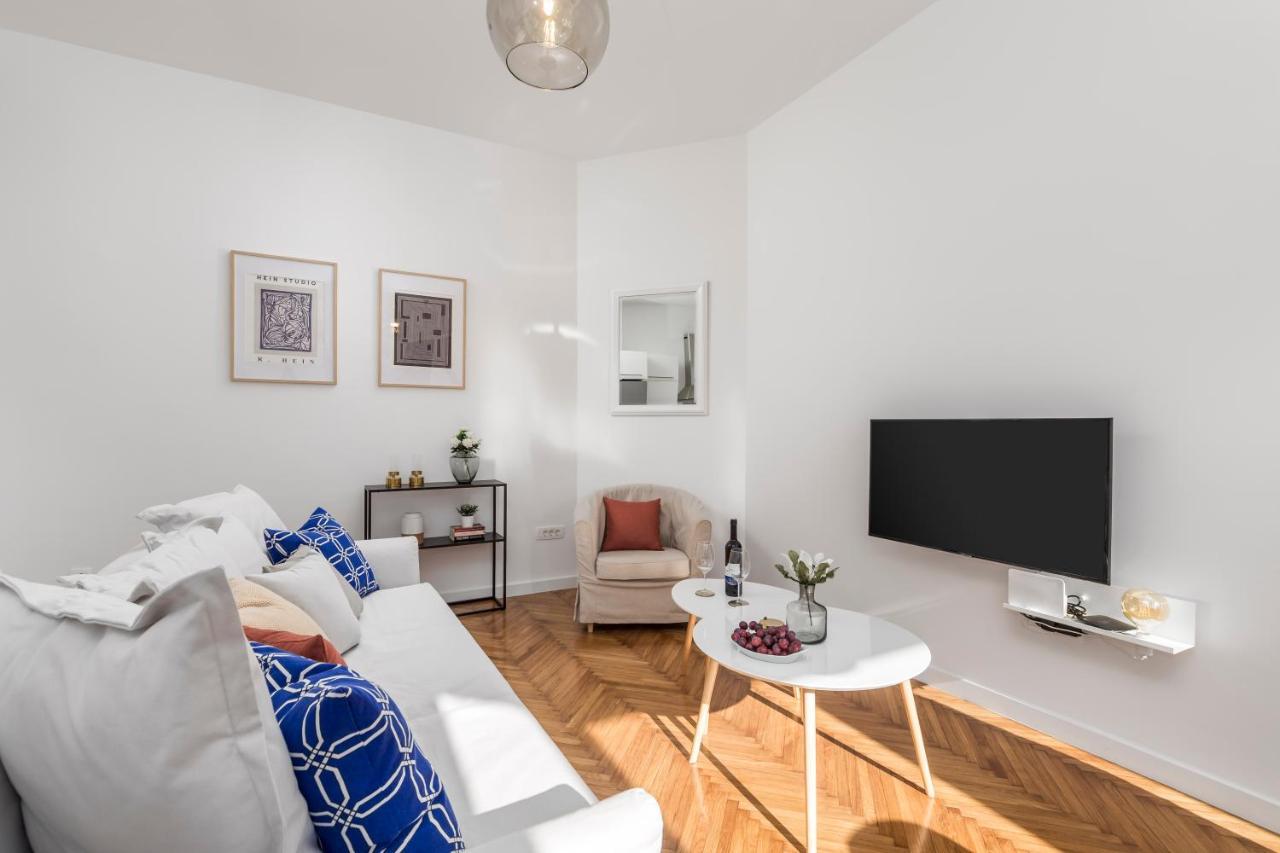 Apartment Bella 36 Rijeka Bagian luar foto